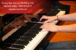 Học đàn Piano đệm hát